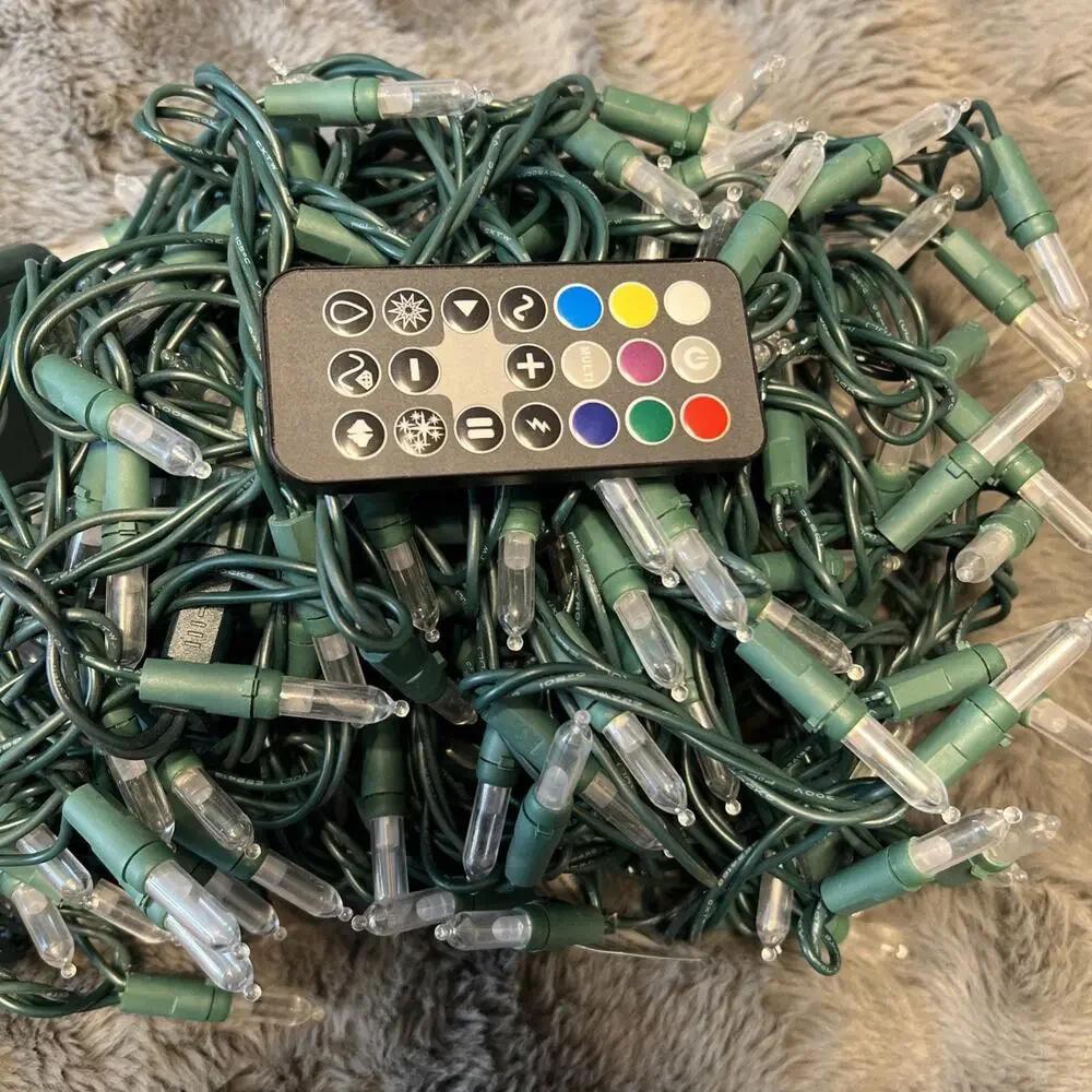 Sylvania Stay-Lit Color Action 200 LED Mini Lights with Remote Control Untested